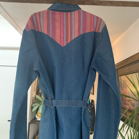Wrangler Women’s Rodeo Denim Medium Western Cowgirl Belted Dress Blue Preowned - Picture 9 of 11